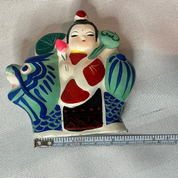 Unique Vintage Japanese Figurine - Picture 5 of 7
